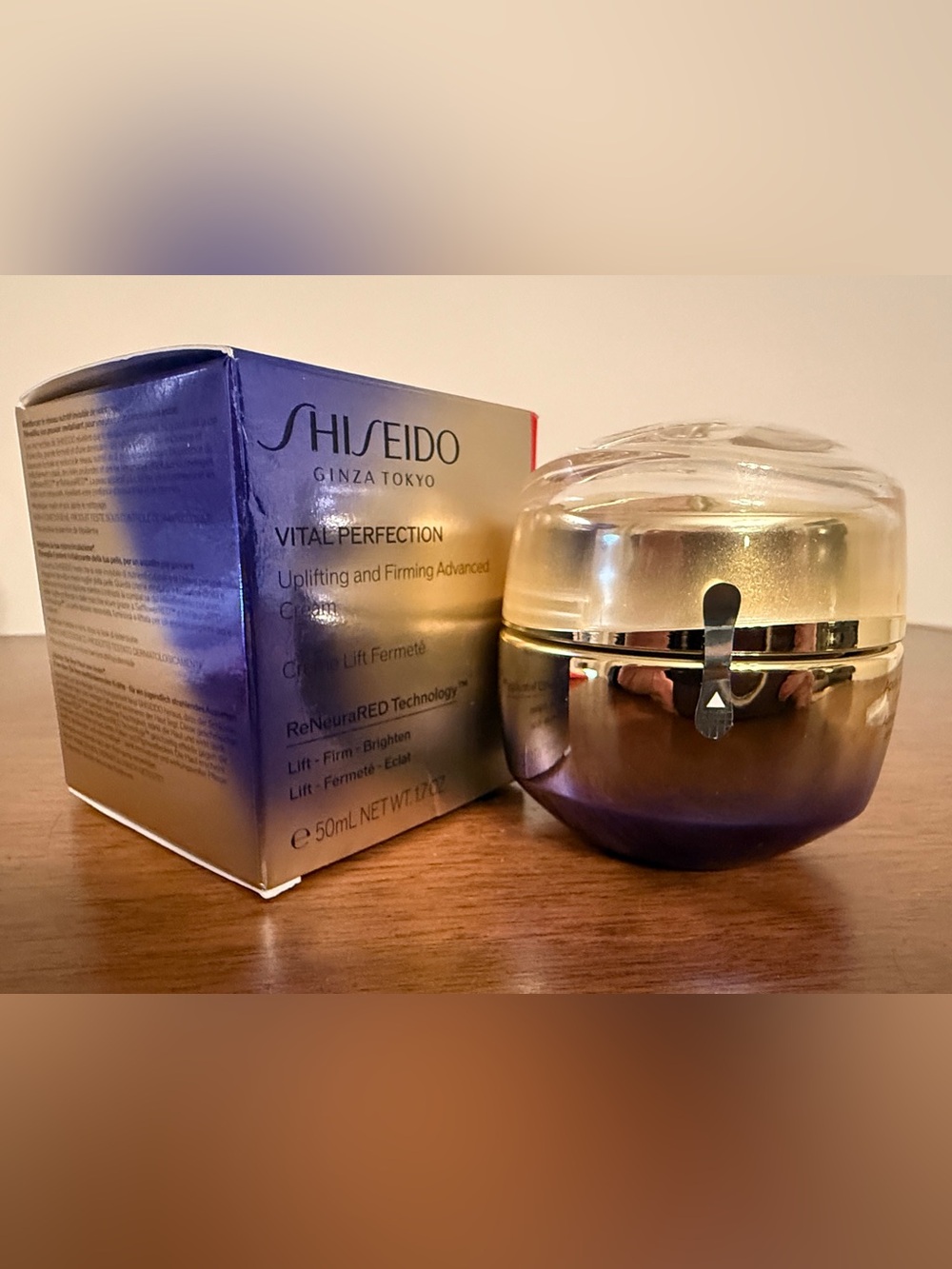 Shiseido Vital Perfection Uplifting and Firming Advanced Cream, 1.7 oz, NIB - Picture 4 of 10